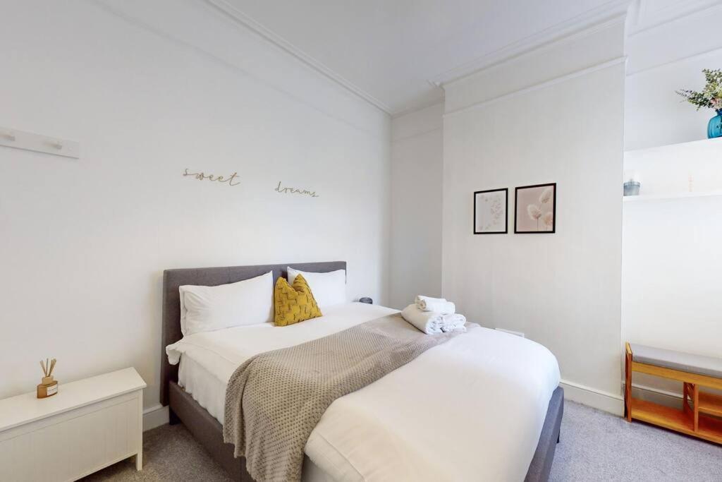 Spacious 2Bd Apartment Cricklewood ลอนดอน ภายนอก รูปภาพ